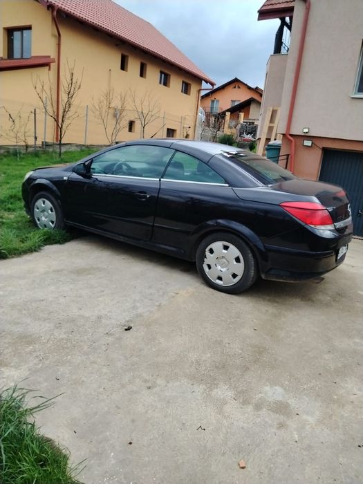 Opel astra h twintop