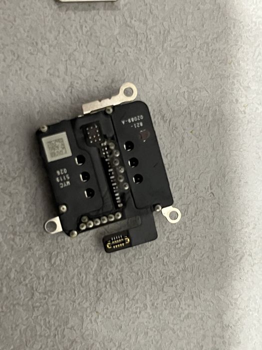 iPhone 11  - DUAL SIM FIZIC  Conector Card