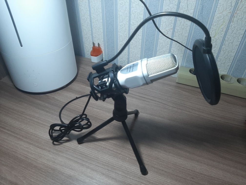 Микрофон Player One