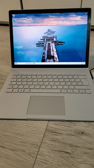 Laptop Microsoft Surface Book 2 i5-7300u