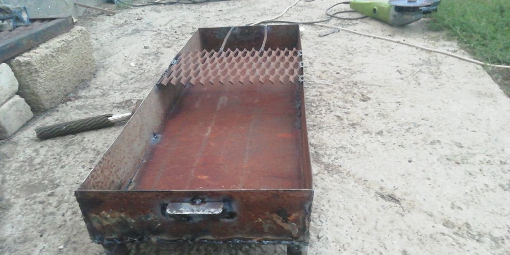 Продам универсальный мангал.