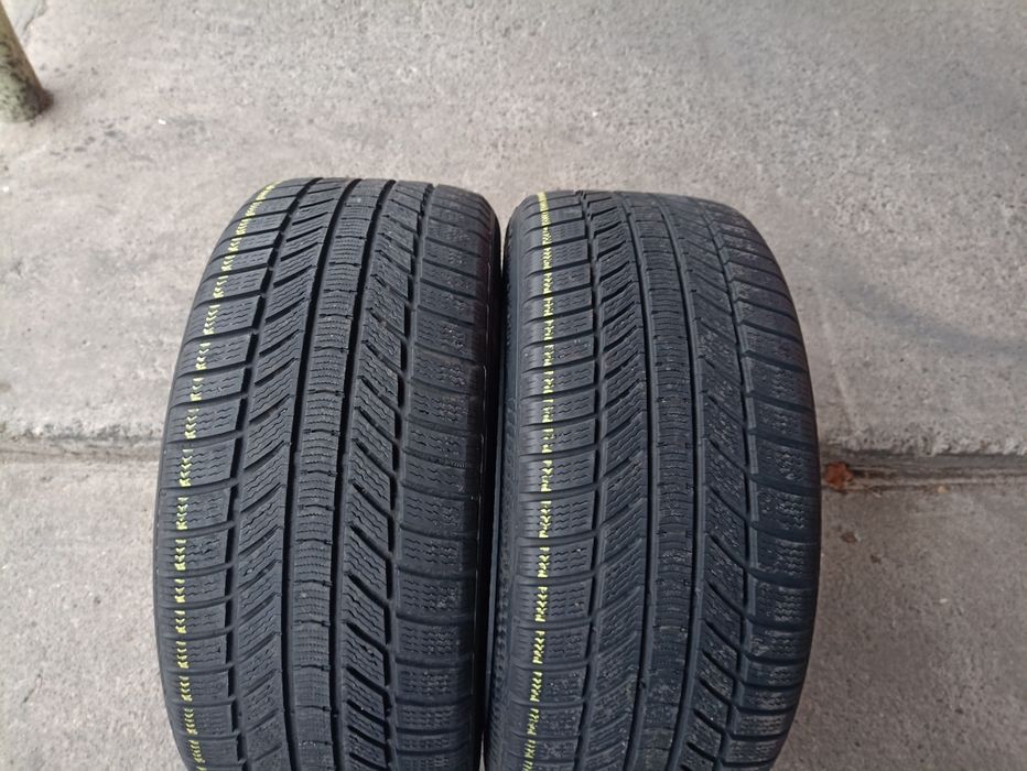 2 anvelope de iarna ca si noi Continental 255/45 R18 dot 2222