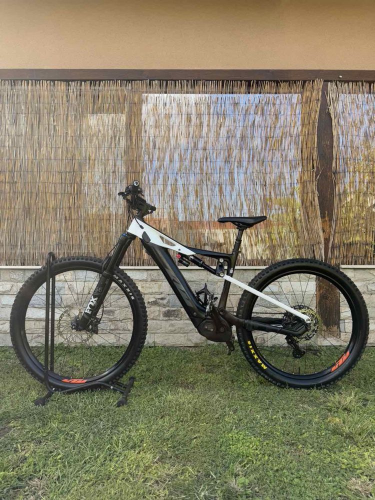 KTM MACINA Kapoho Master 2020 CARBON 160mm.