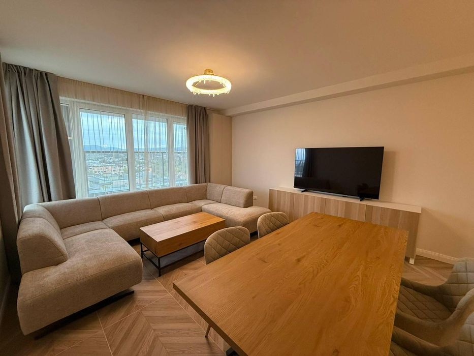 Дава се под наем Тристаен апартамент в София, Витоша - 140 кв.м за 1299 € - Снимка #1