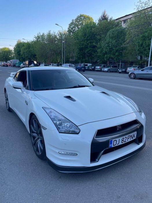 Nissan GT-R , 900 cp , 4 harti