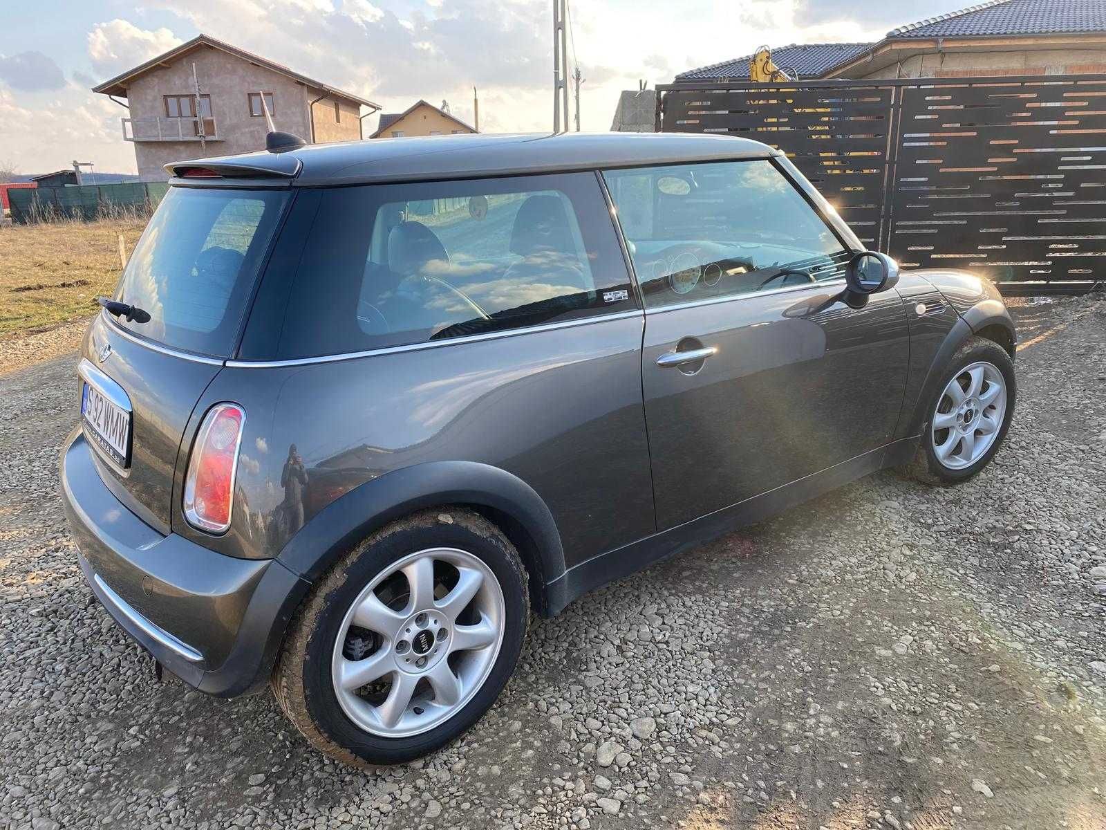 Mini Cooper 1.6 | climatronic | incalzire scaune | interior piele