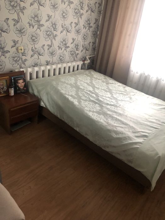 Кровать и шкаф БЕСПЛАТНО