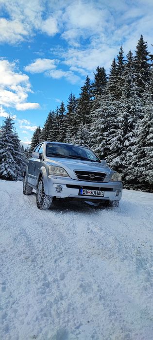 vând kia Sorento 2.5 automată