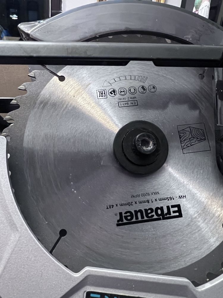 Fierastrau circular, 185 mm, 5800 rpm, 1200W, Detoolz DZ-SE100