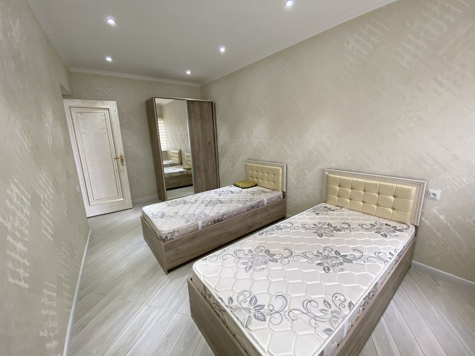 Аренда Метро космонафтов 3х комнатная орентир жемчуг