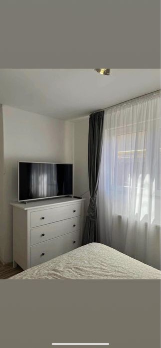 Inchiriez casa zona centrala