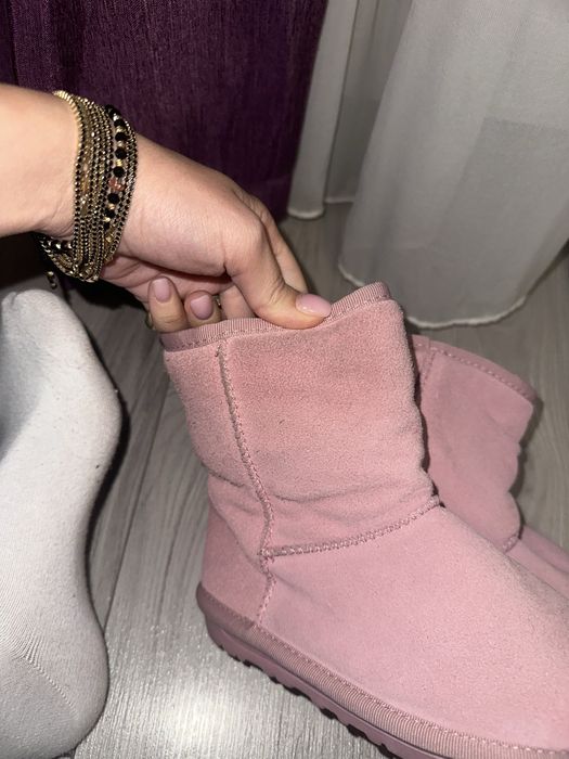 Ugg fetite roz imblanite