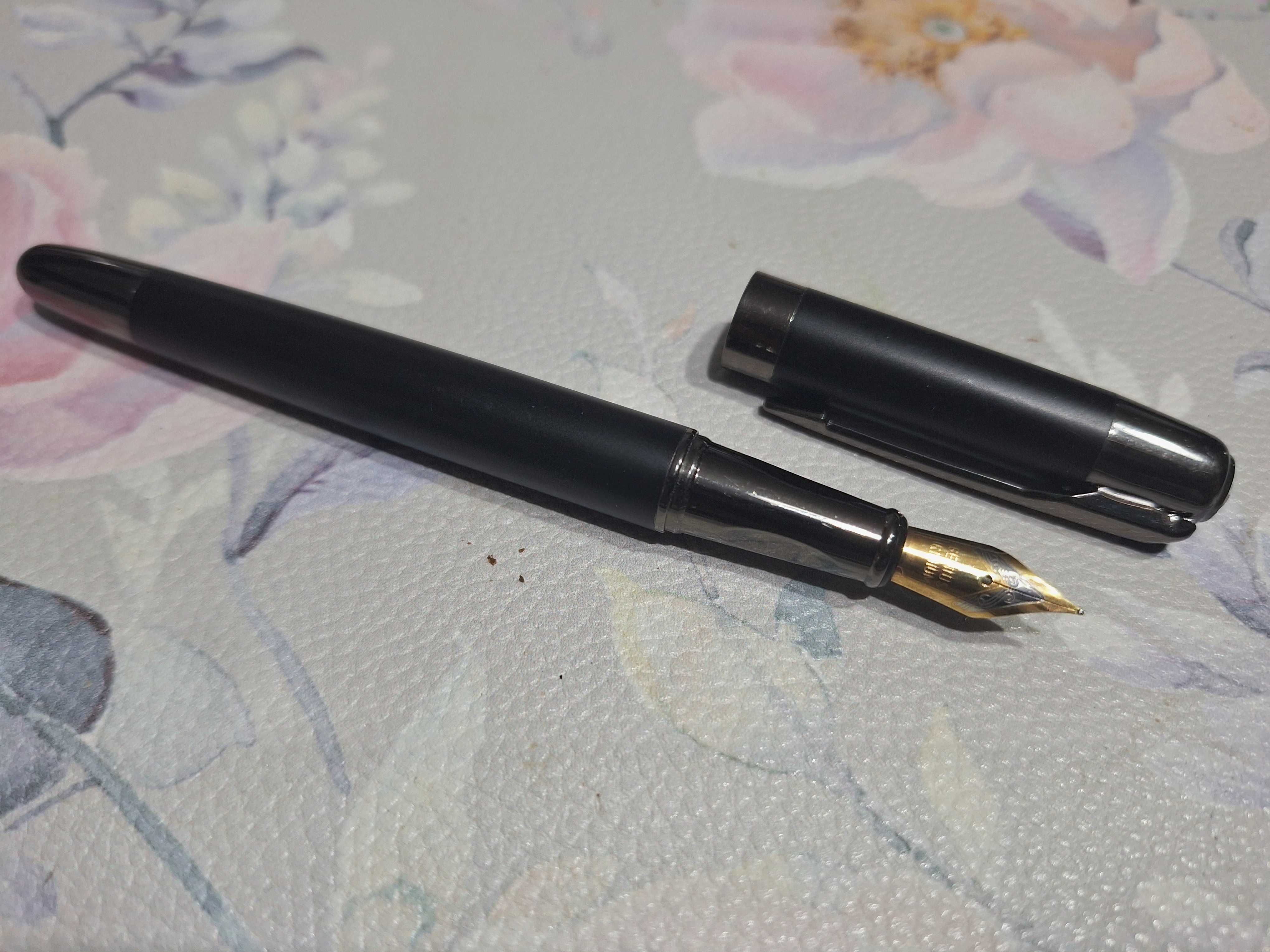 Stilou de lux Genius penita clasica Iridium Point M BLACK Metalic