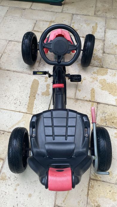 Kart cu pedale pentru copii Grande Ride