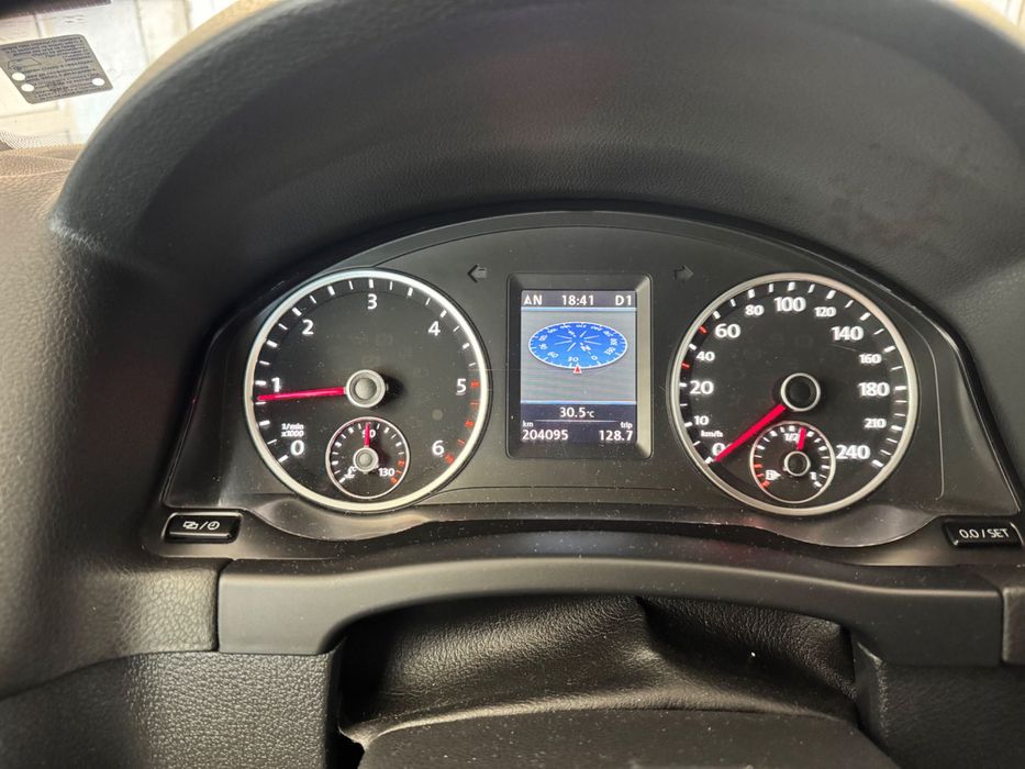 Vw Tiguan 2.0Tdi R-Line Facelift Sport 4*4