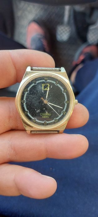 Часовник Слава Кварц