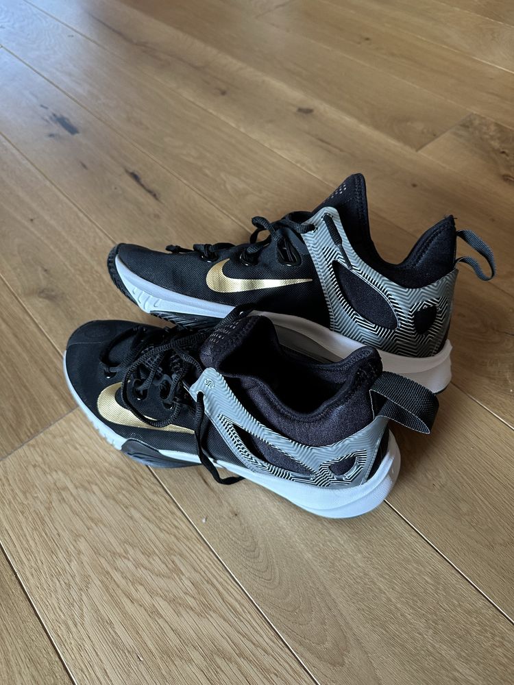 Nike Zoom Hyperrev