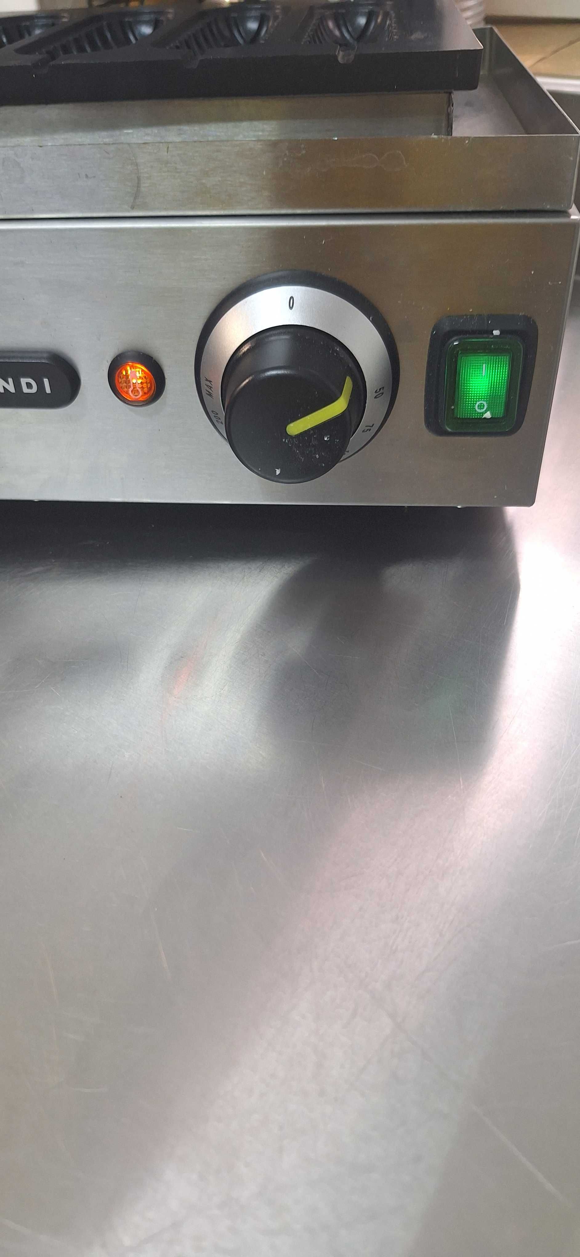 Aparat vafe Corn Dog Hendi, 1550w, timer, 3900x3350x(h)2300mm