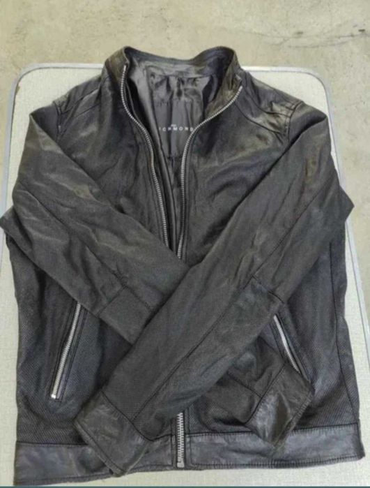 Geaca piele Jhon Richmond masura xs