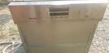 Doua masini de spalat vase pentru reparat/piese Miele si Siemens