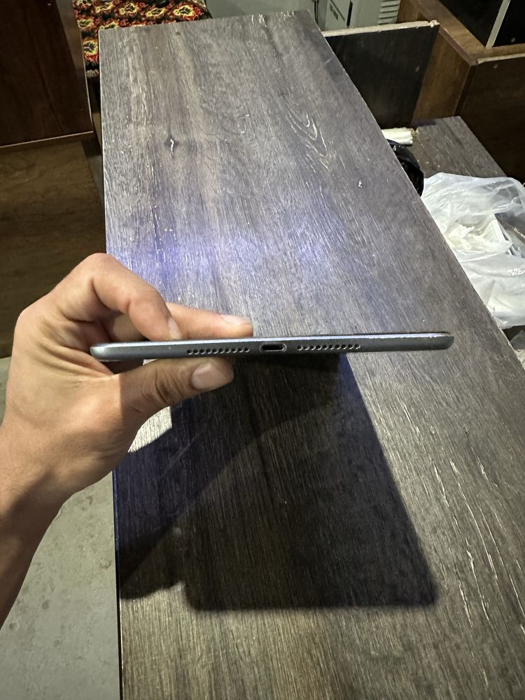Ipad 5 mini 64 li wifi da iwledi