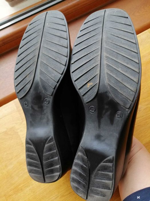 Дамски черни обувки 42 номер