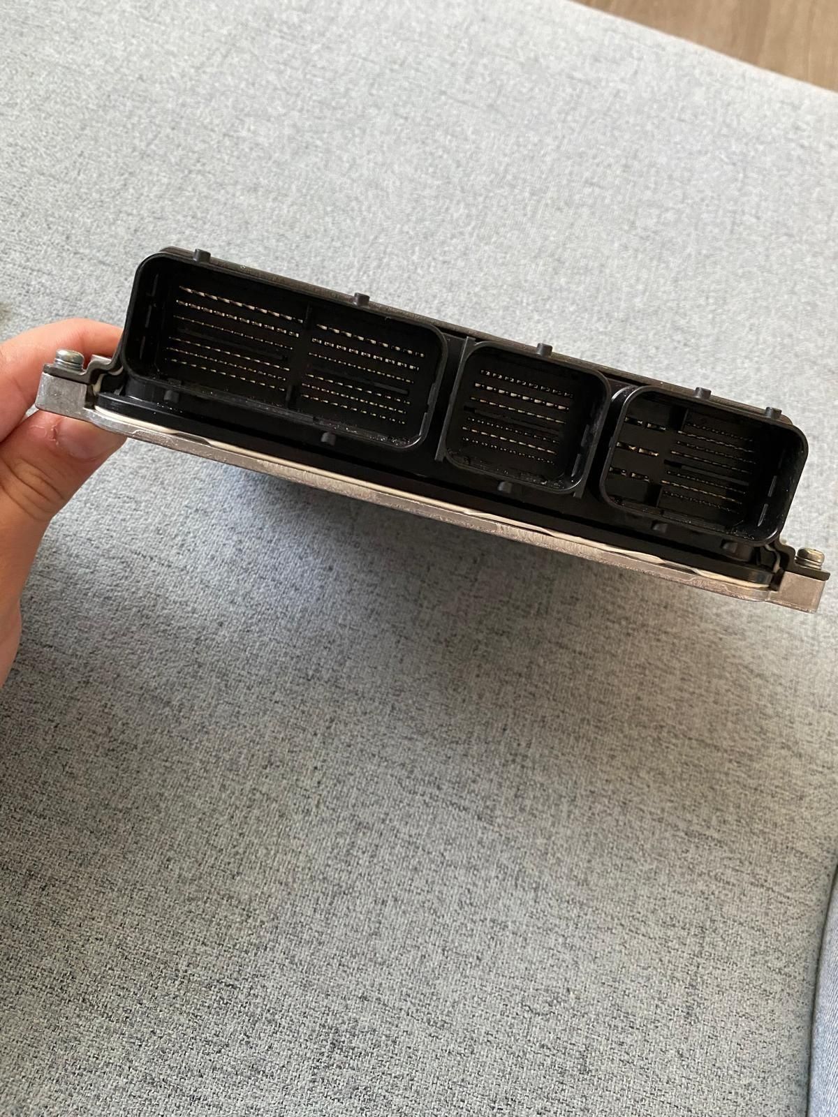 Vând calculator ecu volvo xc60
