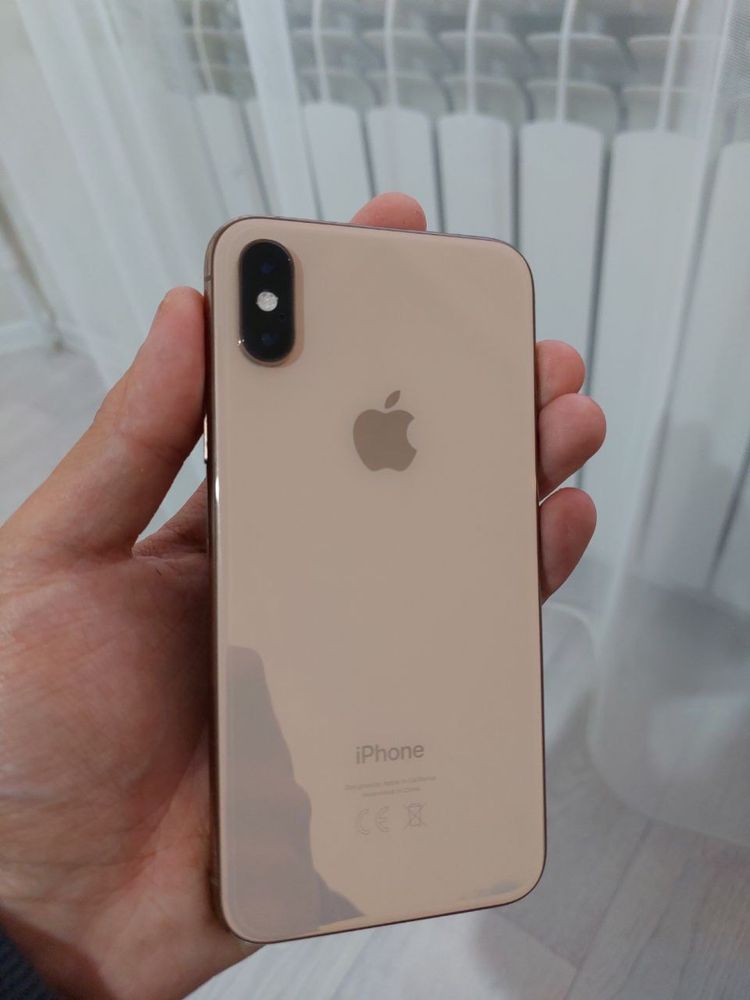 Продам iPhone XS