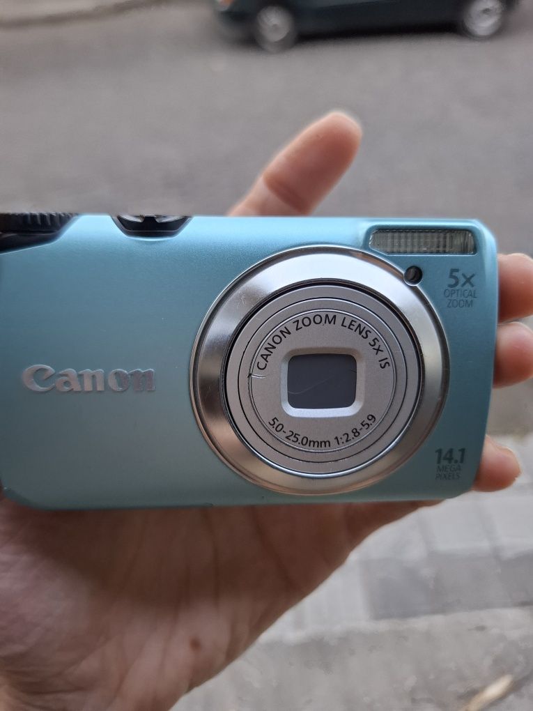 Компактен дигитален фотоапарат CANON POWERSHOT 3200is