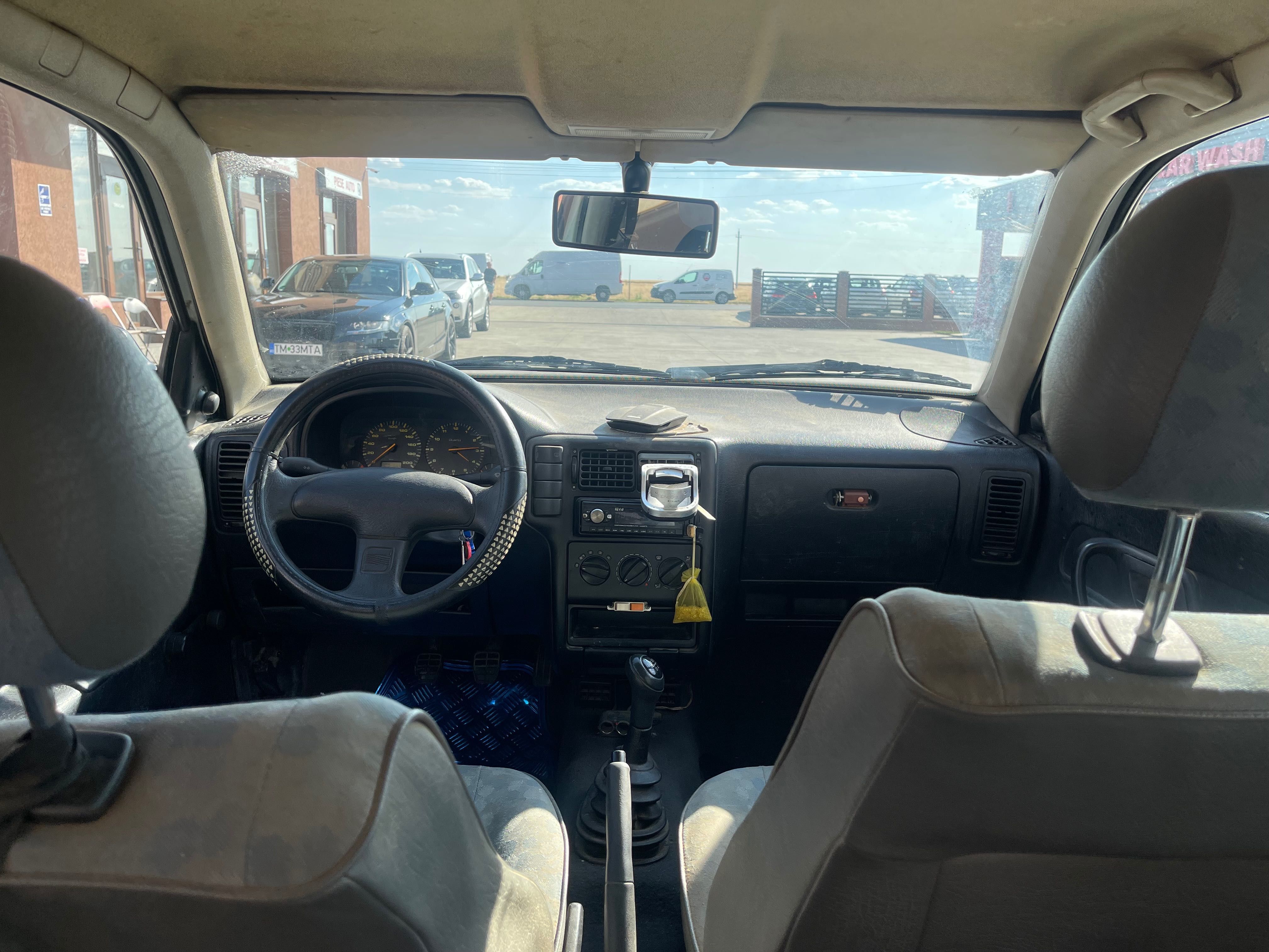 Vând Seat Ibiza motor mic ideală pt naveta