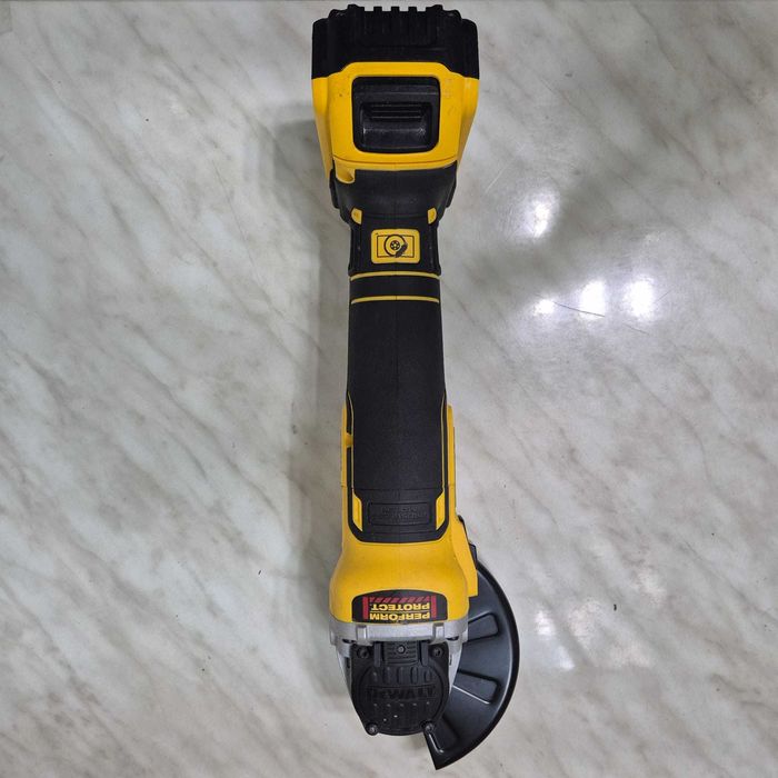 Set Scule DeWALT Bormasina DCD796 Flex DCG405 Incarcator DCB1104 33701