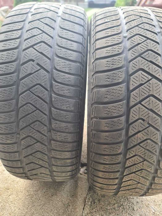 Anvelope de iarna 225/50/17