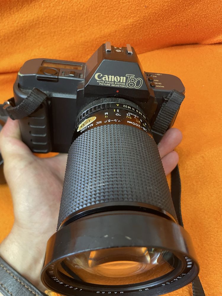 Vând Canon T80 funcțional (preț 400 lei )