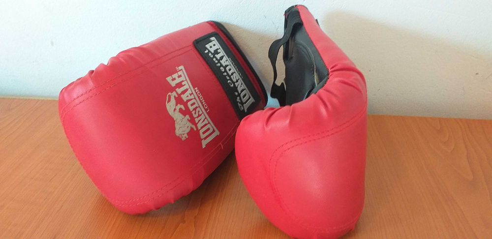 Manusi de box Lonsdale