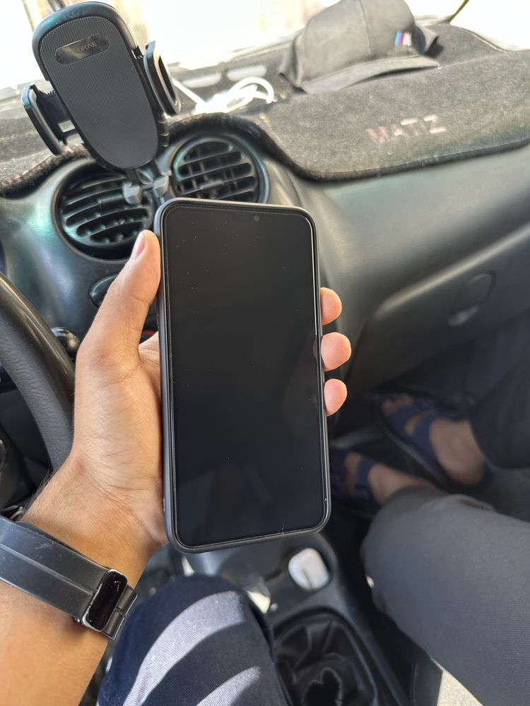Iphone 11 pro max gold srochno