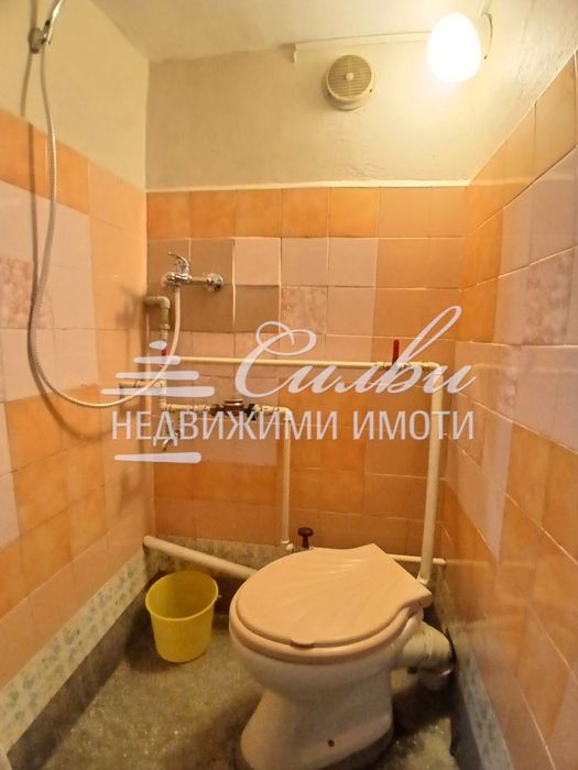 Едностаен ТУХЛЕН мансарден апартамент - кв. Болница!