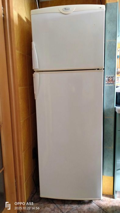 Vand frigider Whirpool cu doua usi