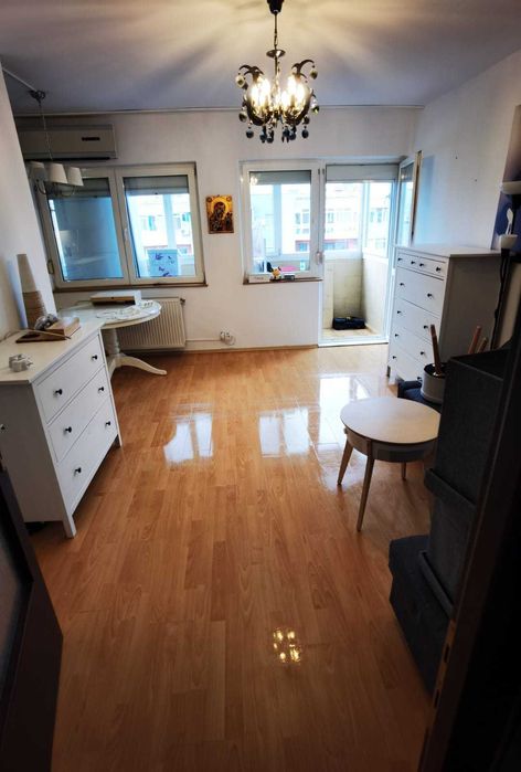 Apartament 2 camere, balcon, 430 EUR, parc Brancusi, loc parcare