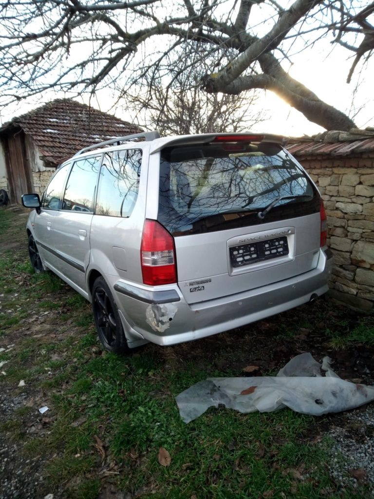 Продавам mitsubishi space wagon на части