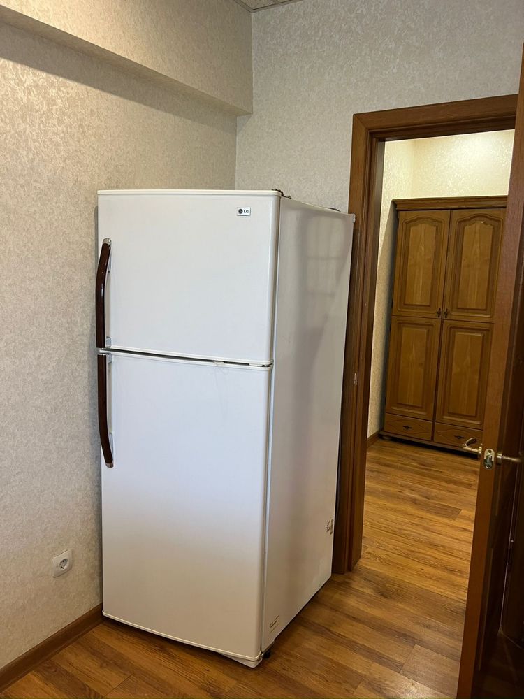СРОЧНО продам холодильник в отличном состоянии