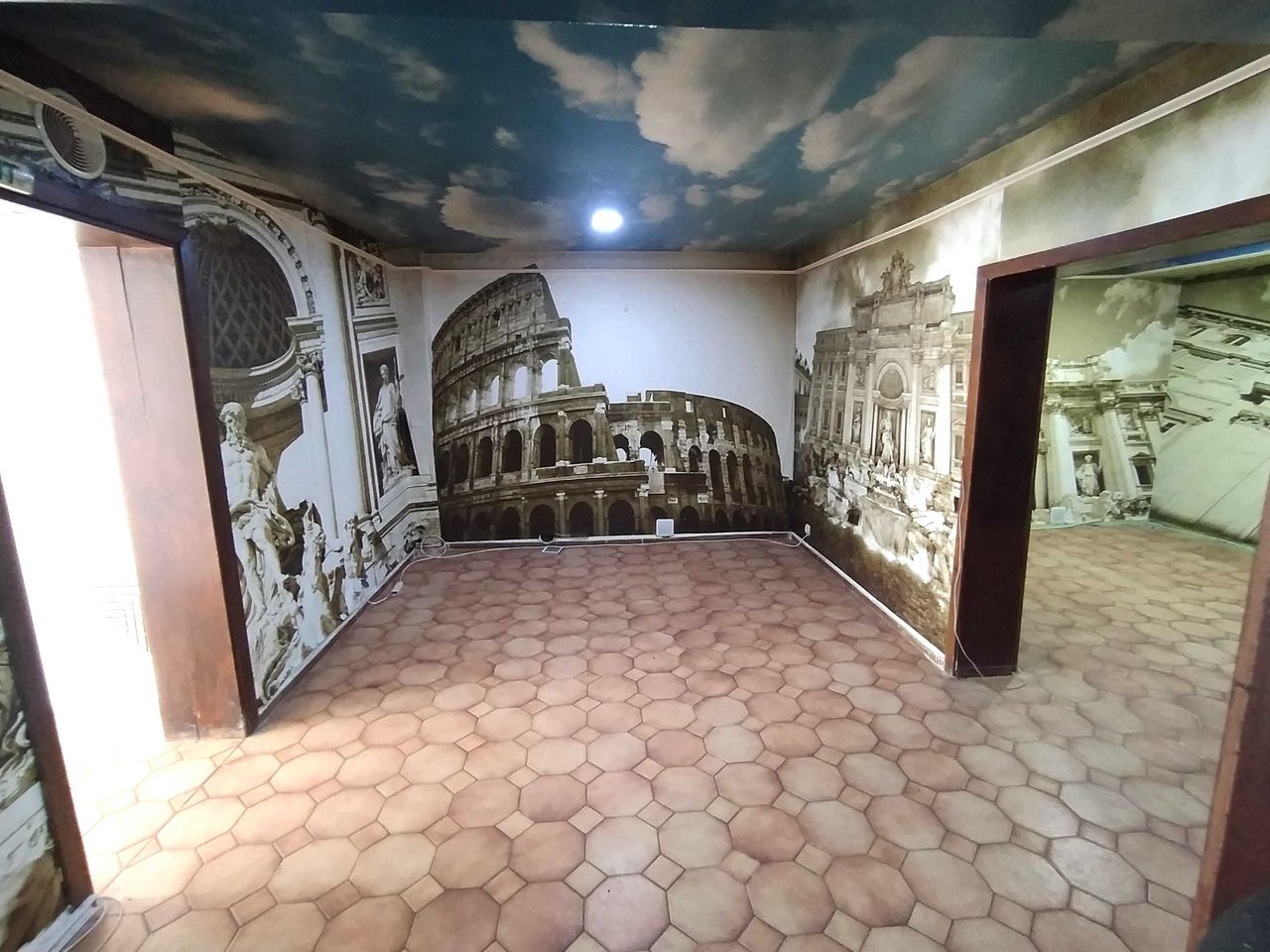 Продава се Заведение в Стара Загора, Три чучура - север - 120 кв.м за 625 €/кв.м - Снимка #2