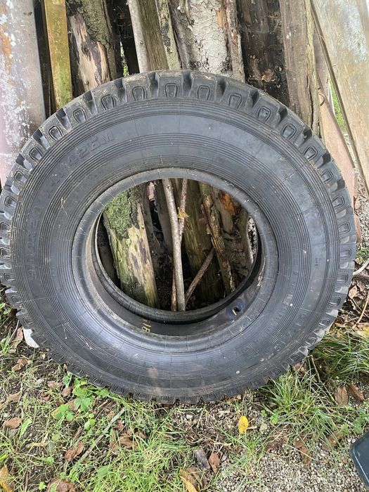 Vand anvelopa camion (utilaje grele)