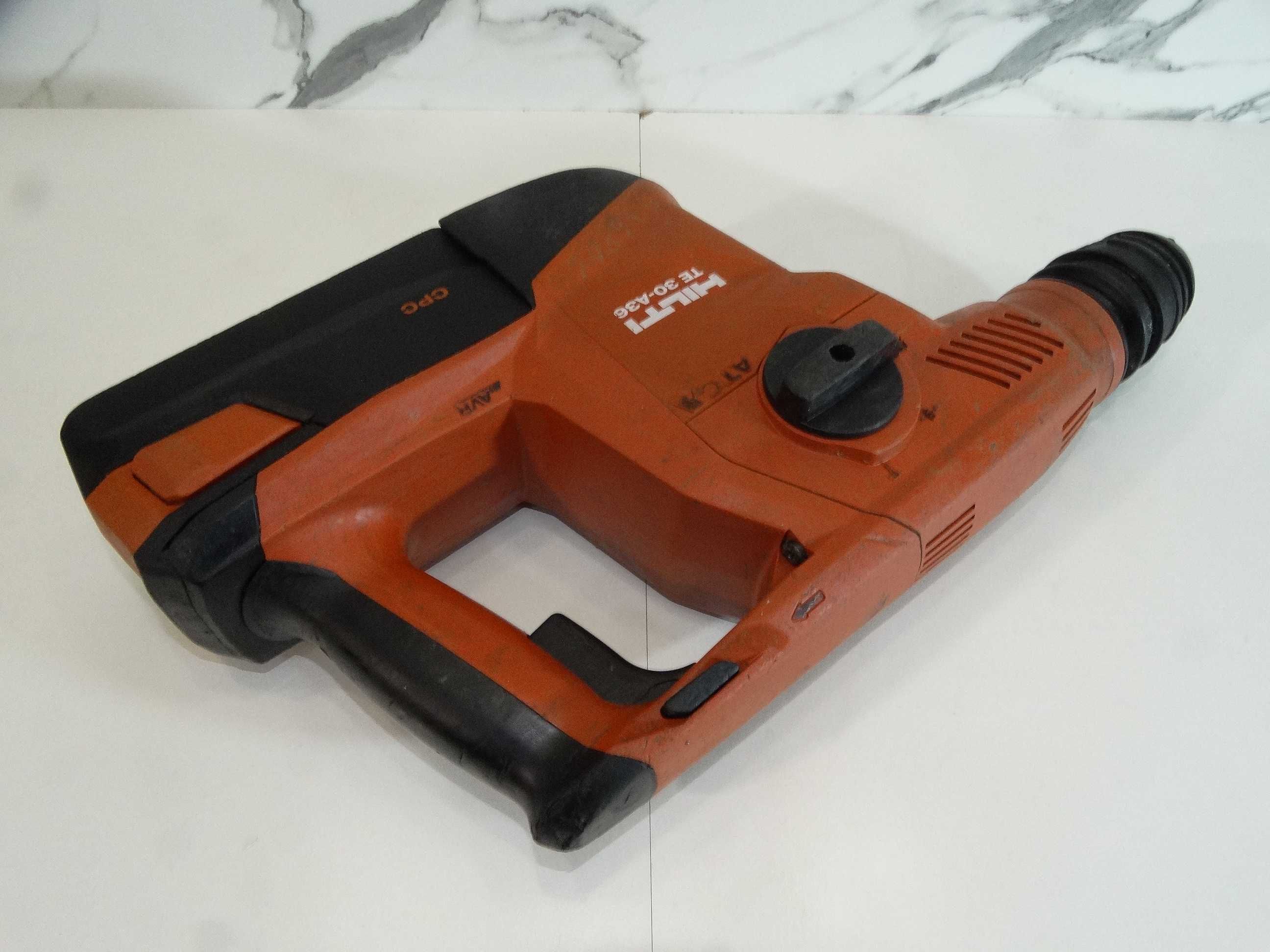 Разпродажба - Hilti TE 30 A36 + 5.2 Ah - Акумулаторен перфоратор 3.6 J