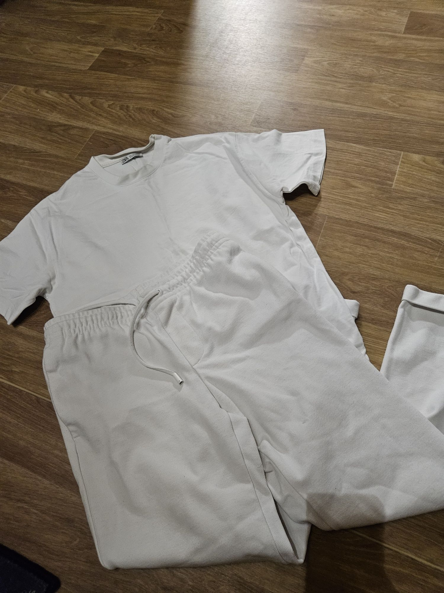 Мъжки дрехи S и М- Nike, Adidas, Guess
