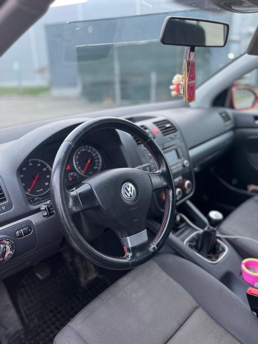Volkswagen golf 5