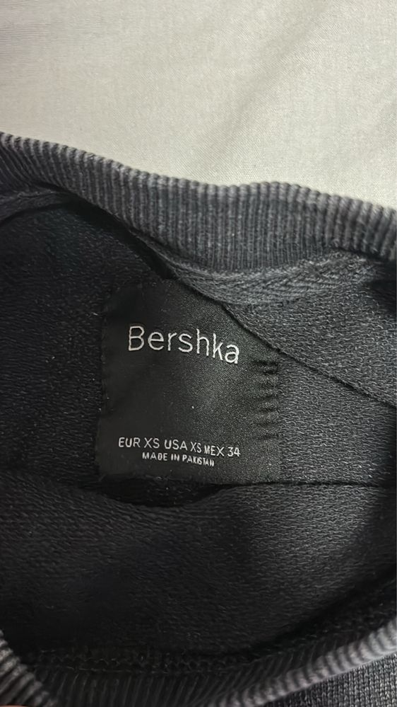 Блуза Bershka