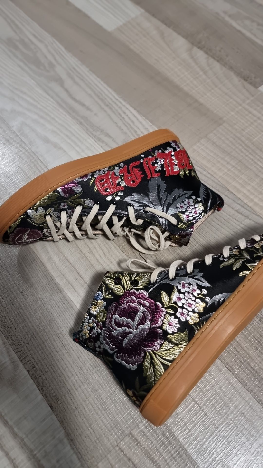 NOI Gucci 44 sneakers originali floral limited