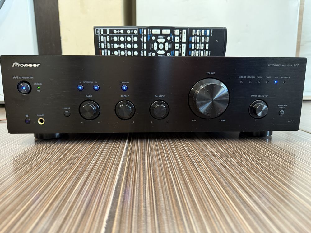 Pioneer A-30 стерео усилвател