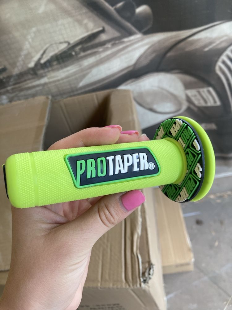 Ръкохватки за мотор/ скутер ProTaper 2бр.