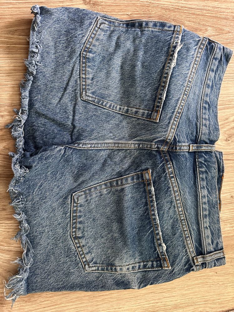 Къси дънкови панталони ZARA